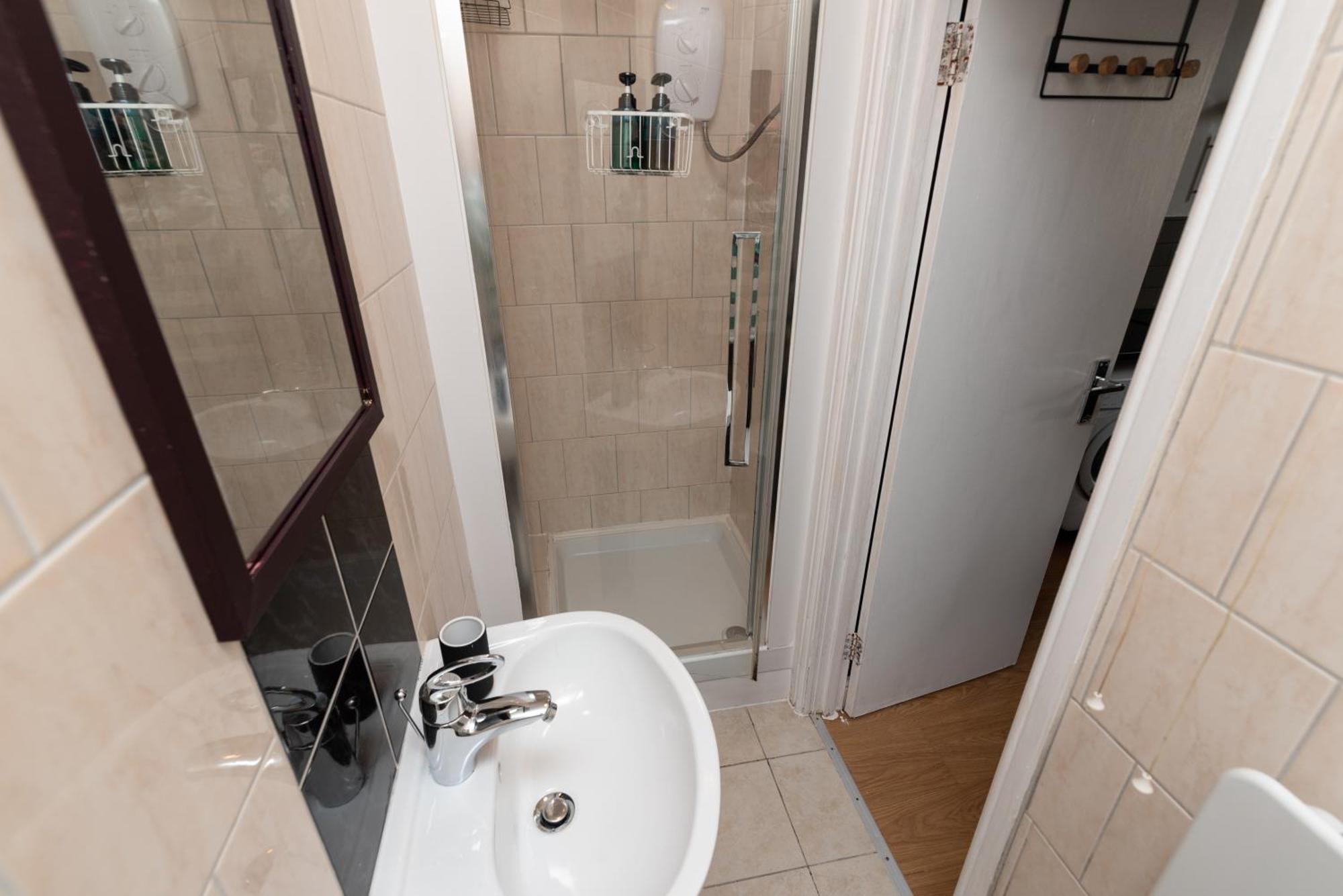 Cozy One Bedroom - Cardiff City Centre Apartment Exterior foto